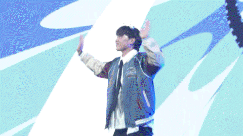 QYnHcq.gif