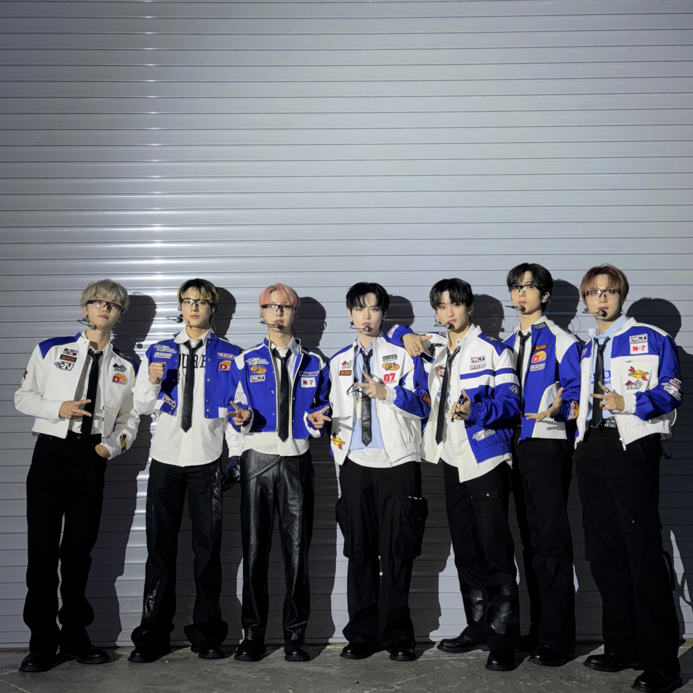 팬미팅 마지막 날도 벌써 지나갔네요.. 오랜만에 진짜 가까이에서 봤는데 넘 좋았어요☺️ TDS4는 더욱더 재밌을 거니까 기대해 주세요!! 조심히 들어가여어어 #JISUNG