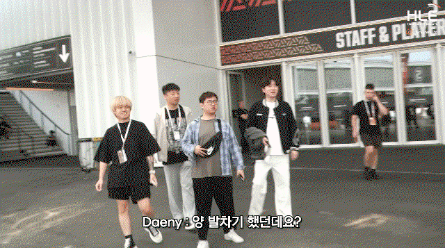 QbAbzR.gif