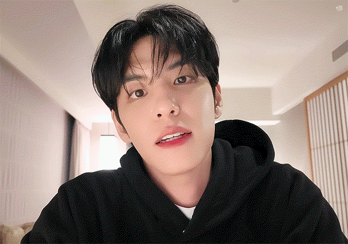 QcJfXz.gif
