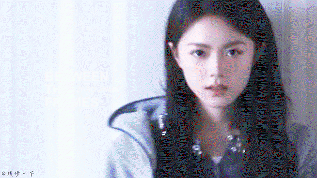 QcuYjx.gif