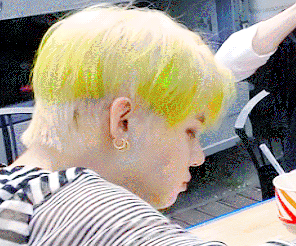 QdlxGJ.gif