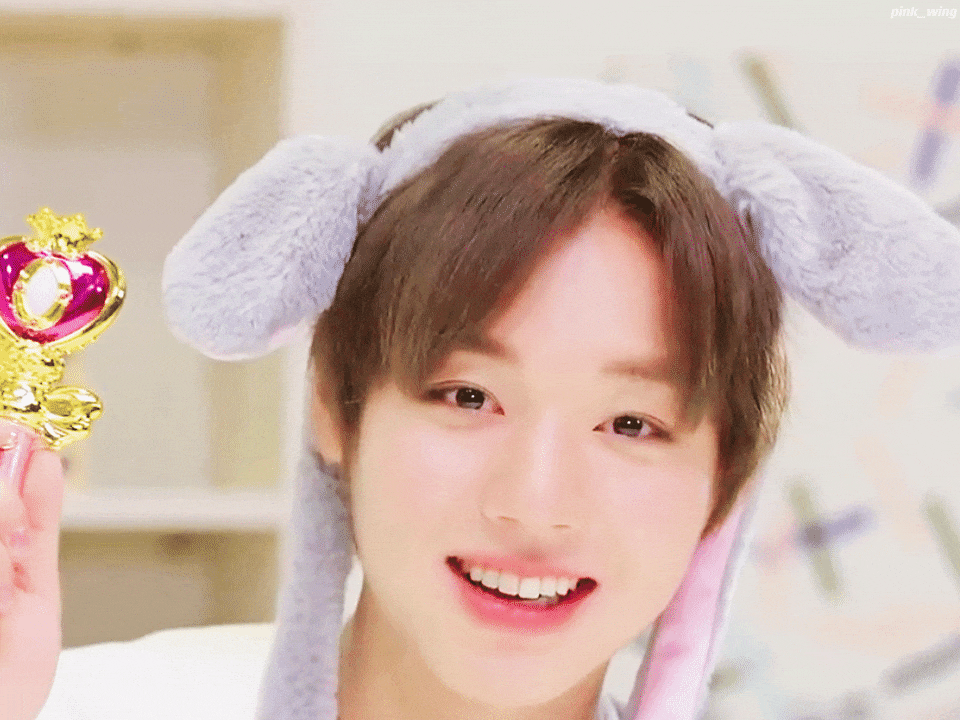 Qhjwun.gif