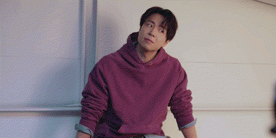 QkHfDF.gif