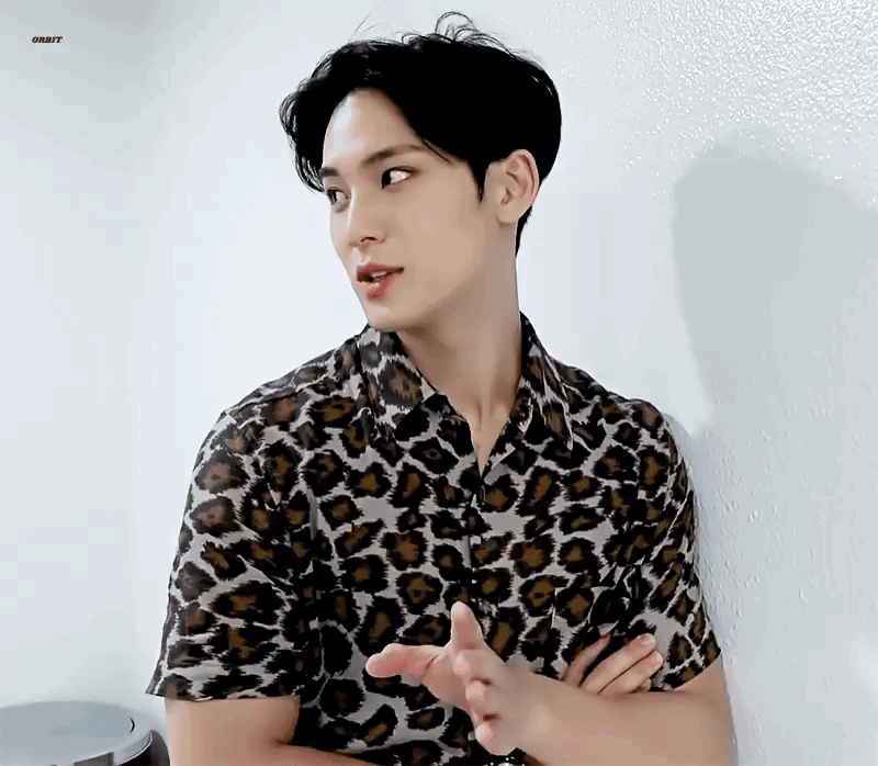 QkkKKB.gif