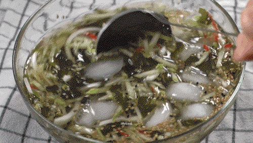 QkuTCZ.gif