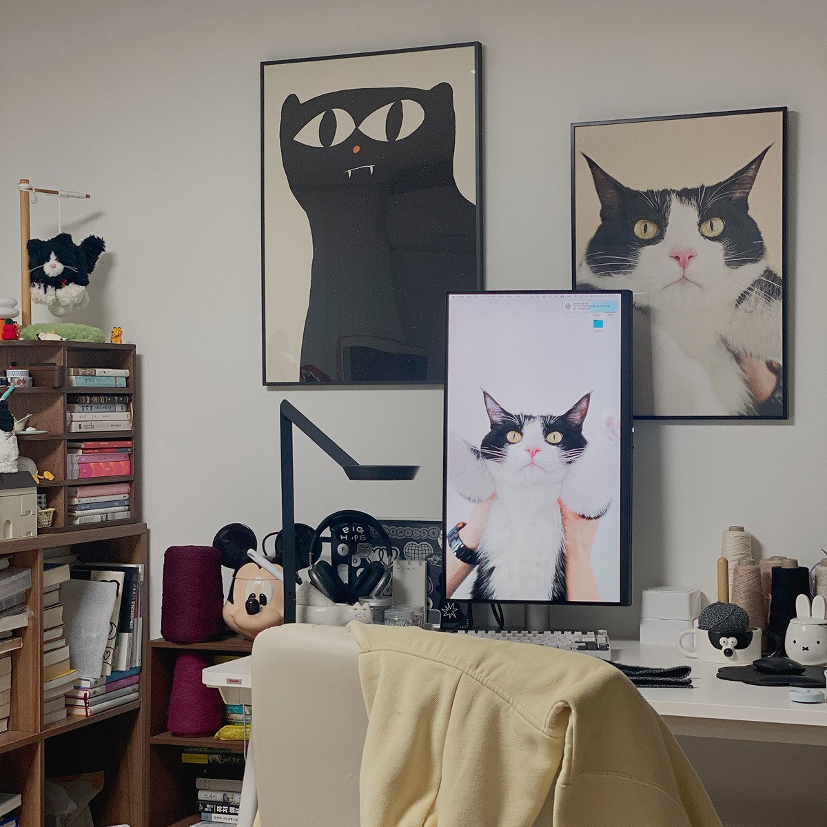 QmrwLb