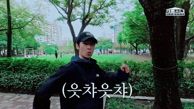 Qnqjbu.gif