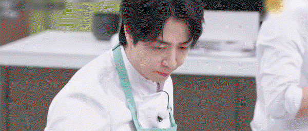 QozdGK.gif