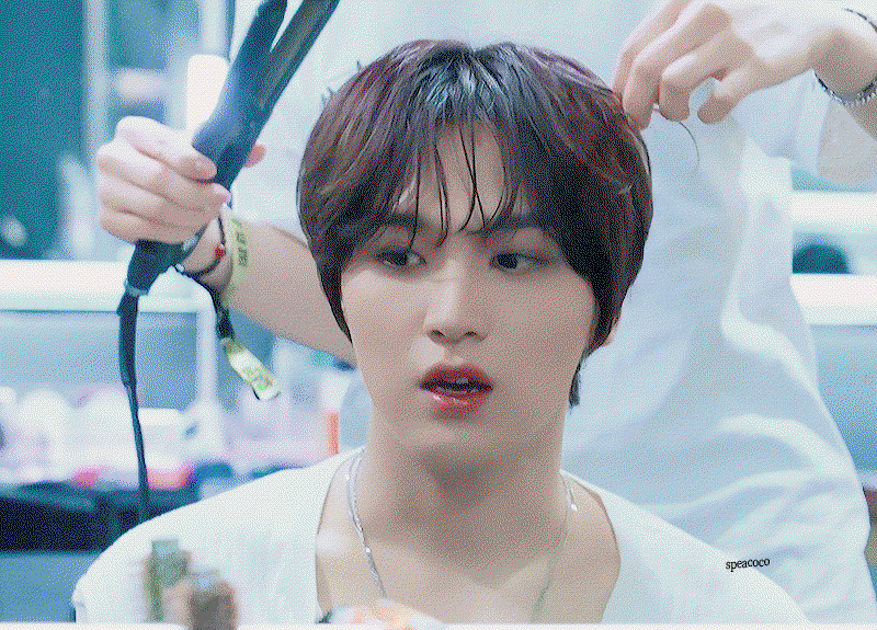 QyzZFG.gif