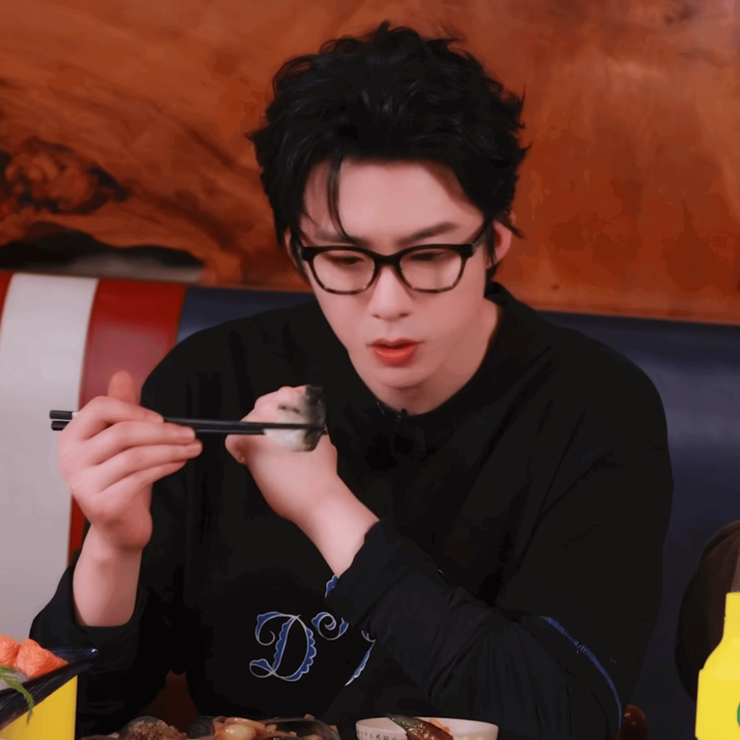 QzMJAV.gif