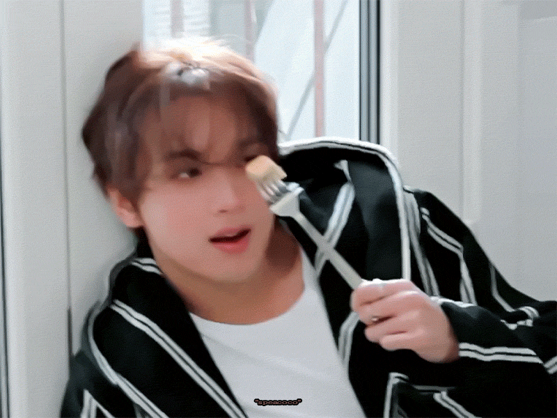 RBqjGj.gif