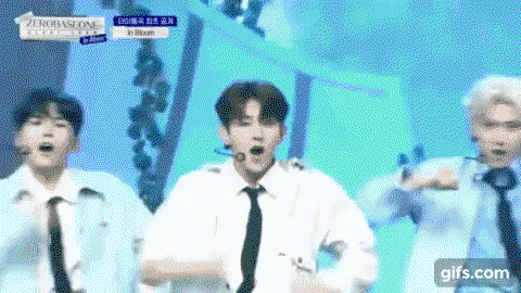 RCOuWt.gif
