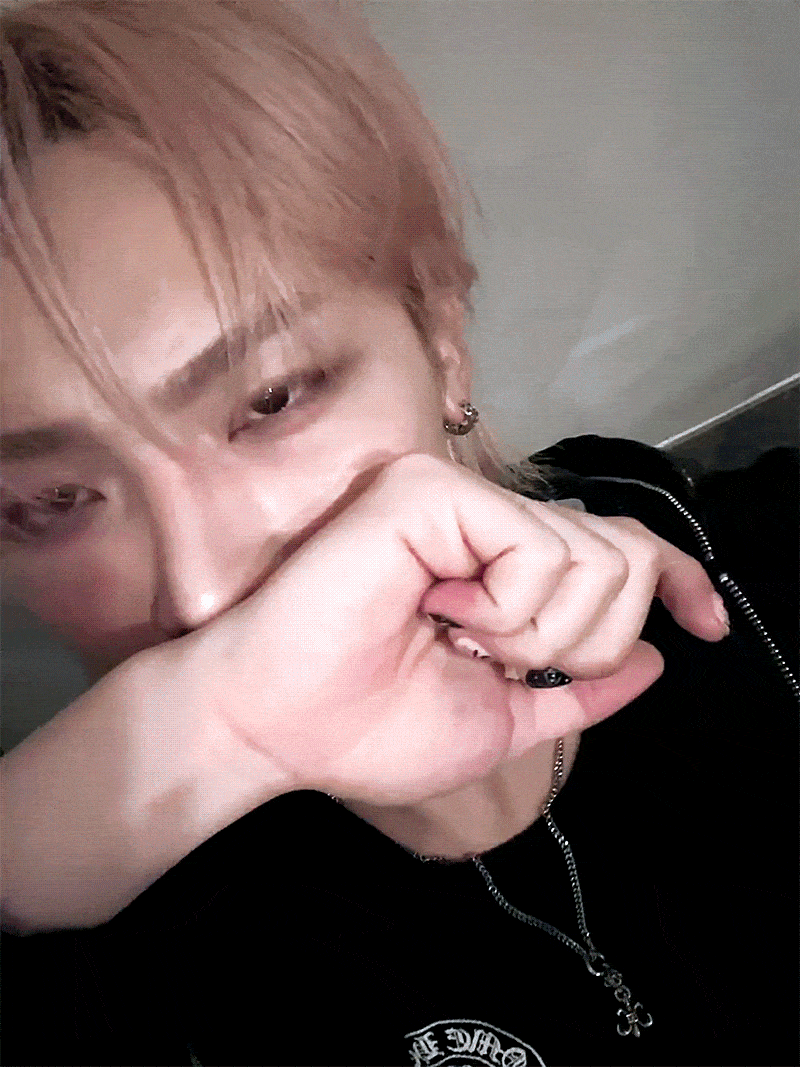 RDeNoa.gif