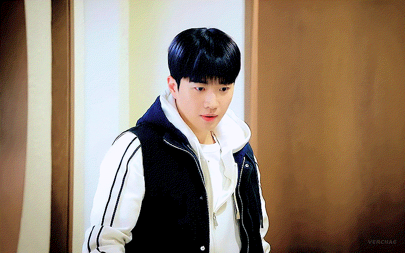 RJNAFa.gif