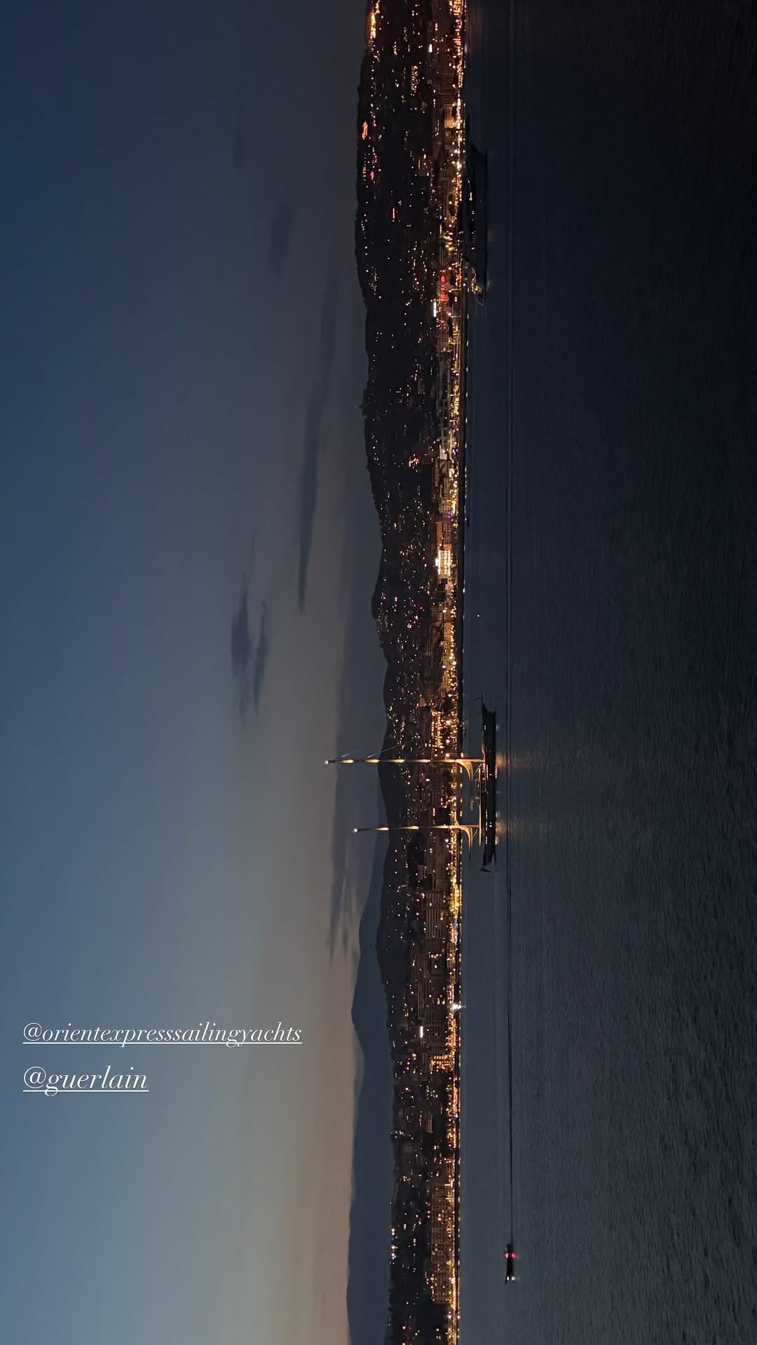 RJQGDg