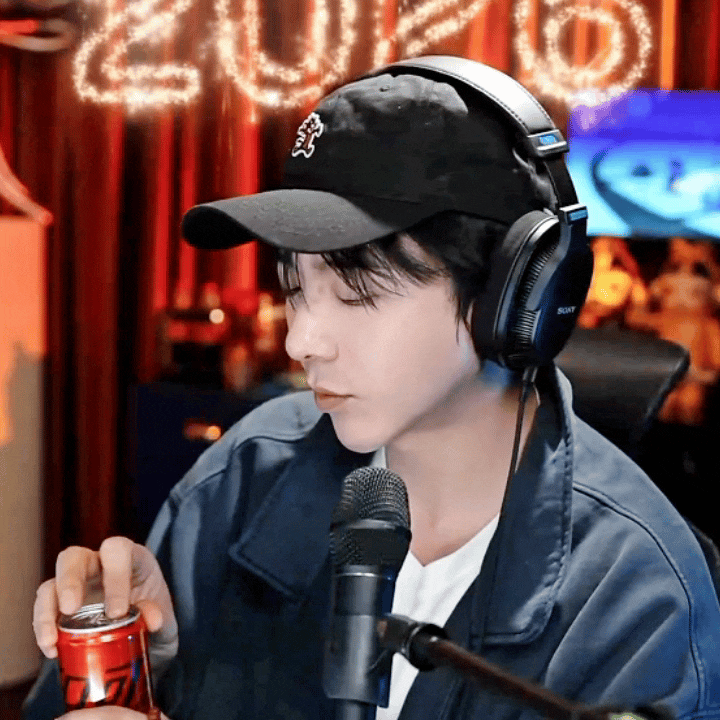 RSzIoO.gif