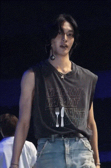 RUAqny.gif