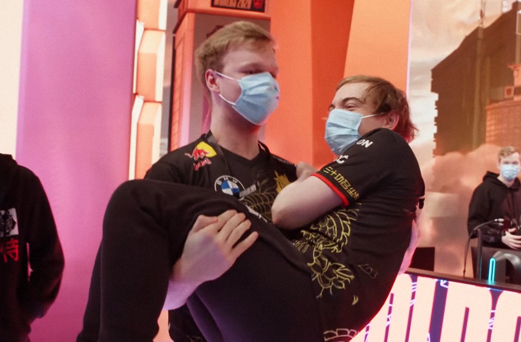RYjkGq