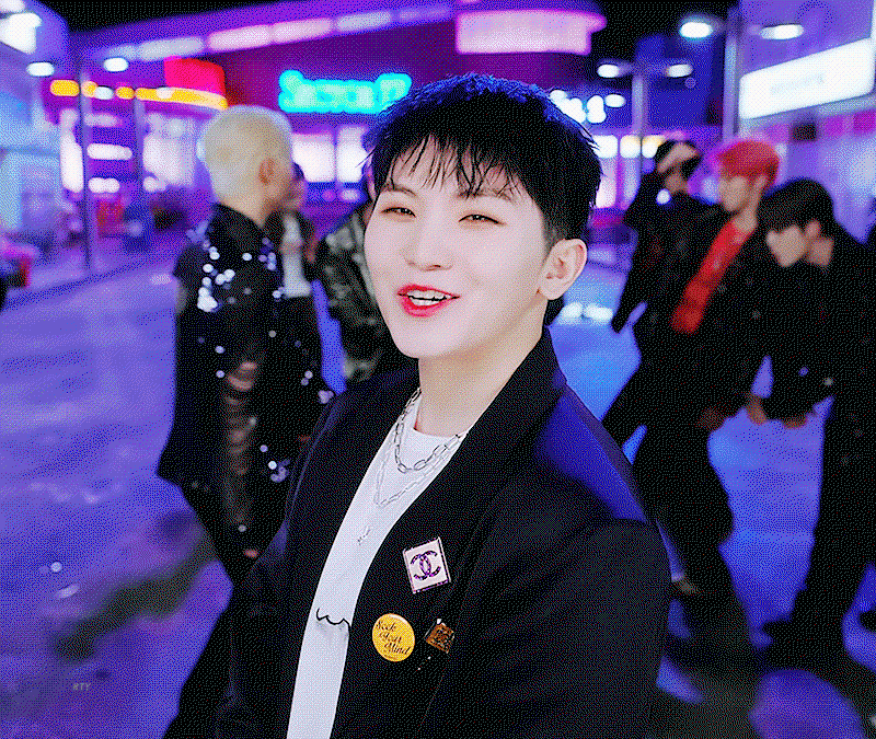 RbrKQj.gif