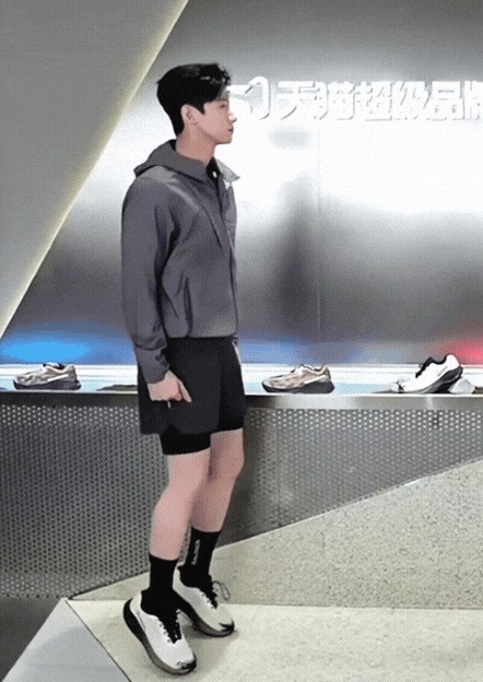 RcbAvz.gif
