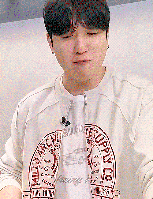 ReJjjn.gif