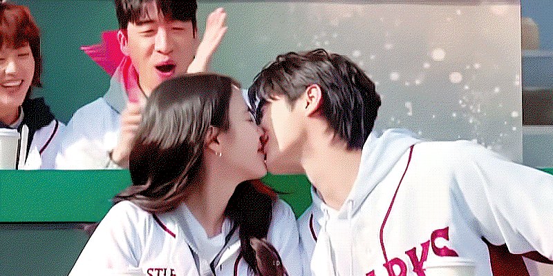 RfCuOi.gif
