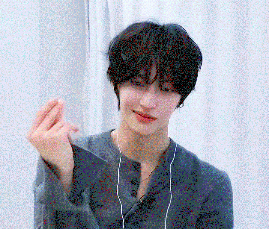 RhzbYU.gif