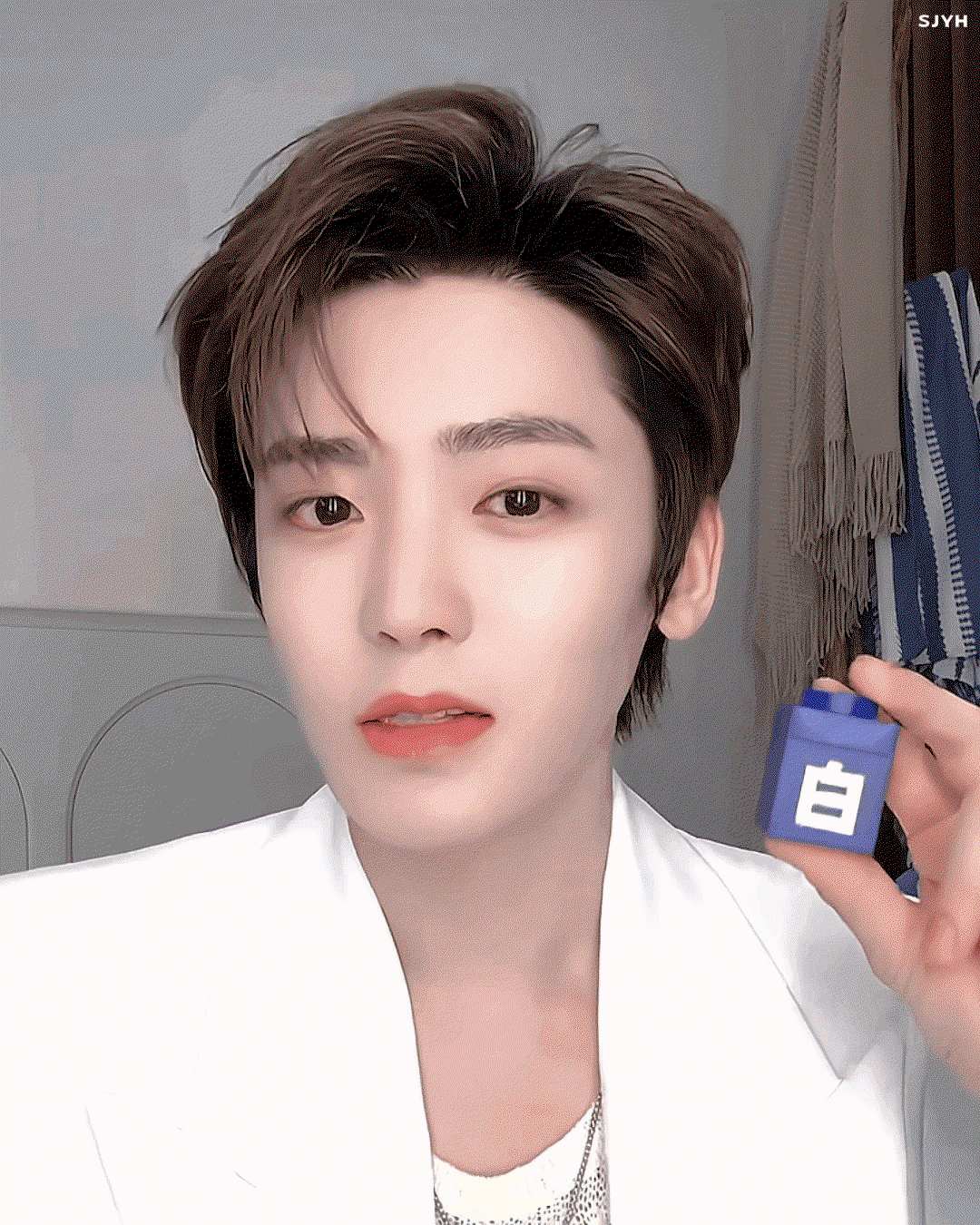 RiOSJj.gif