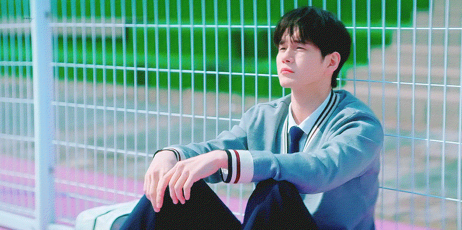 RoiyIN.gif