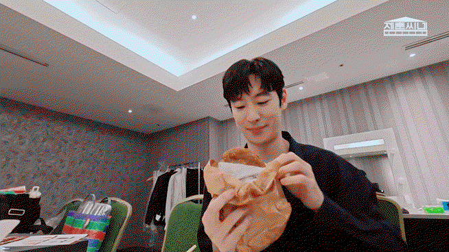 RqbEIB.gif