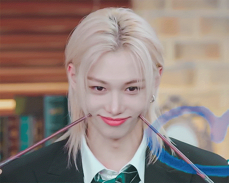 RukdNG.gif