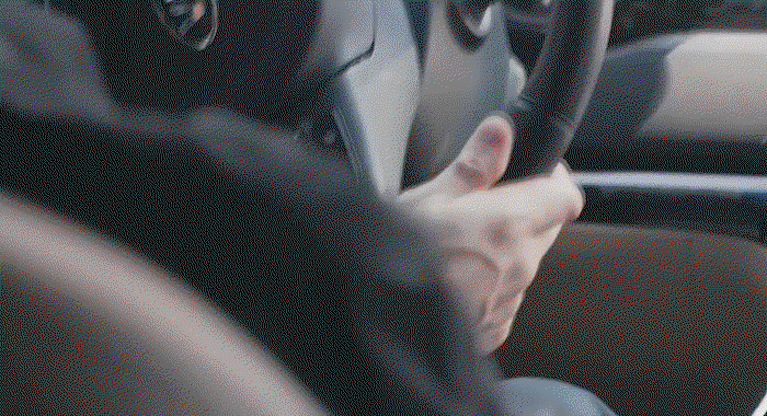 RvaSUa.gif
