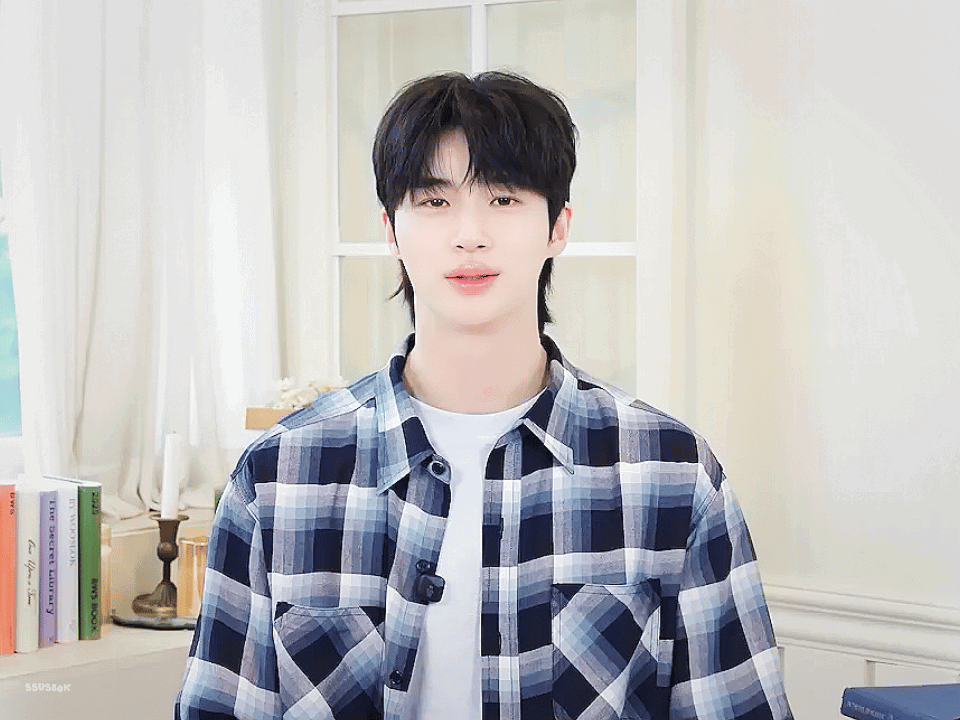 RwORoN.gif