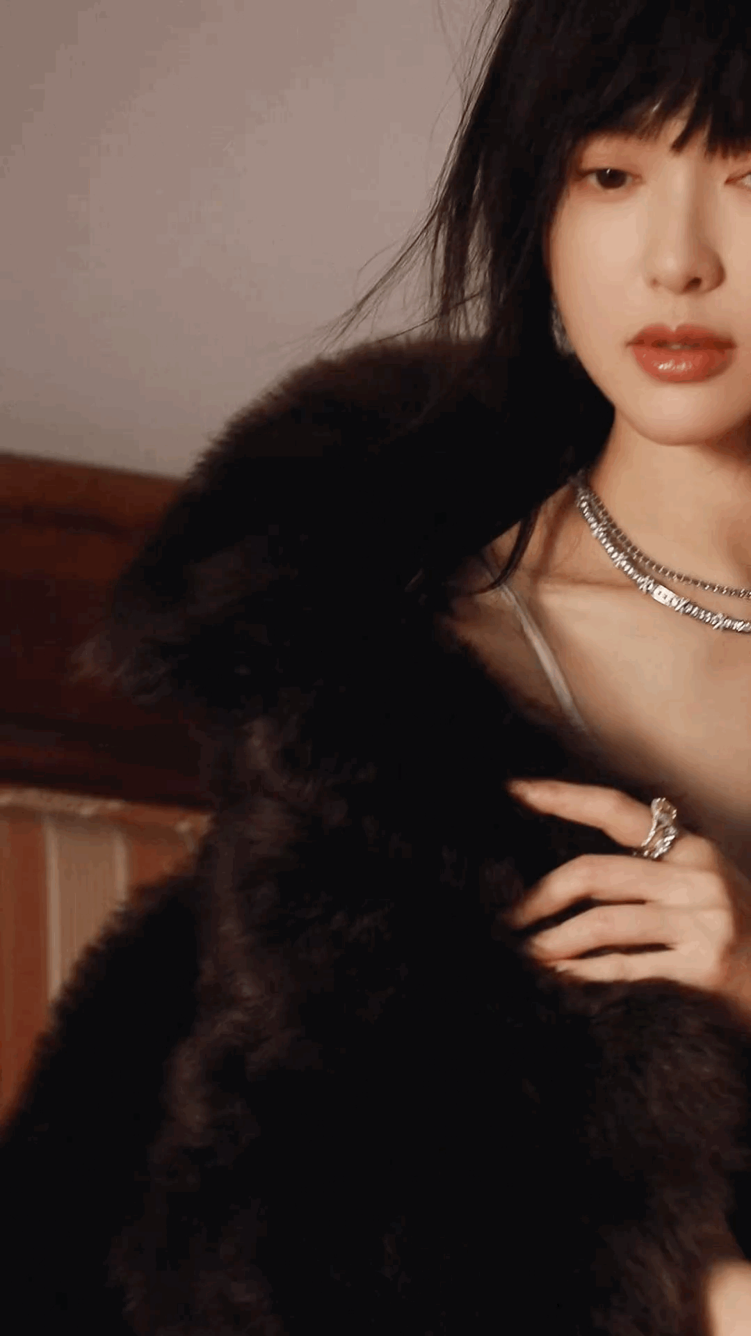 Rxkvmy.gif