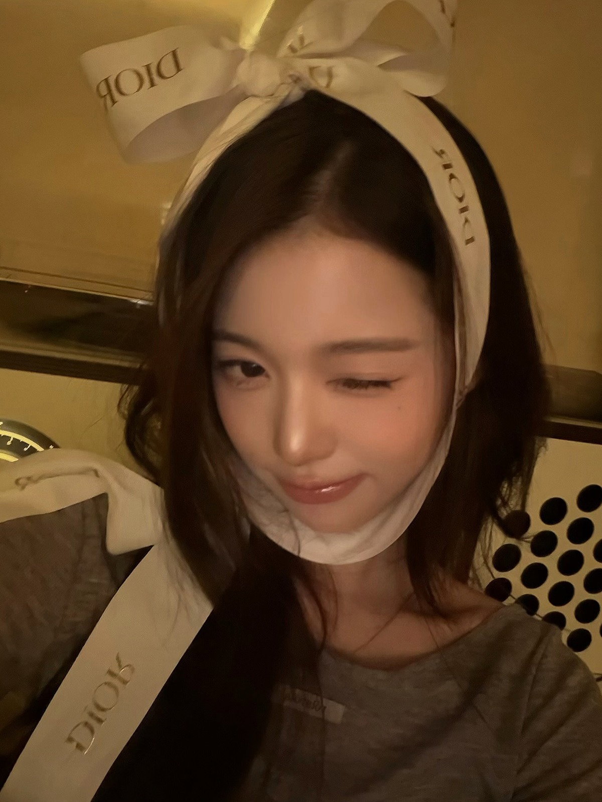 SLhjsR