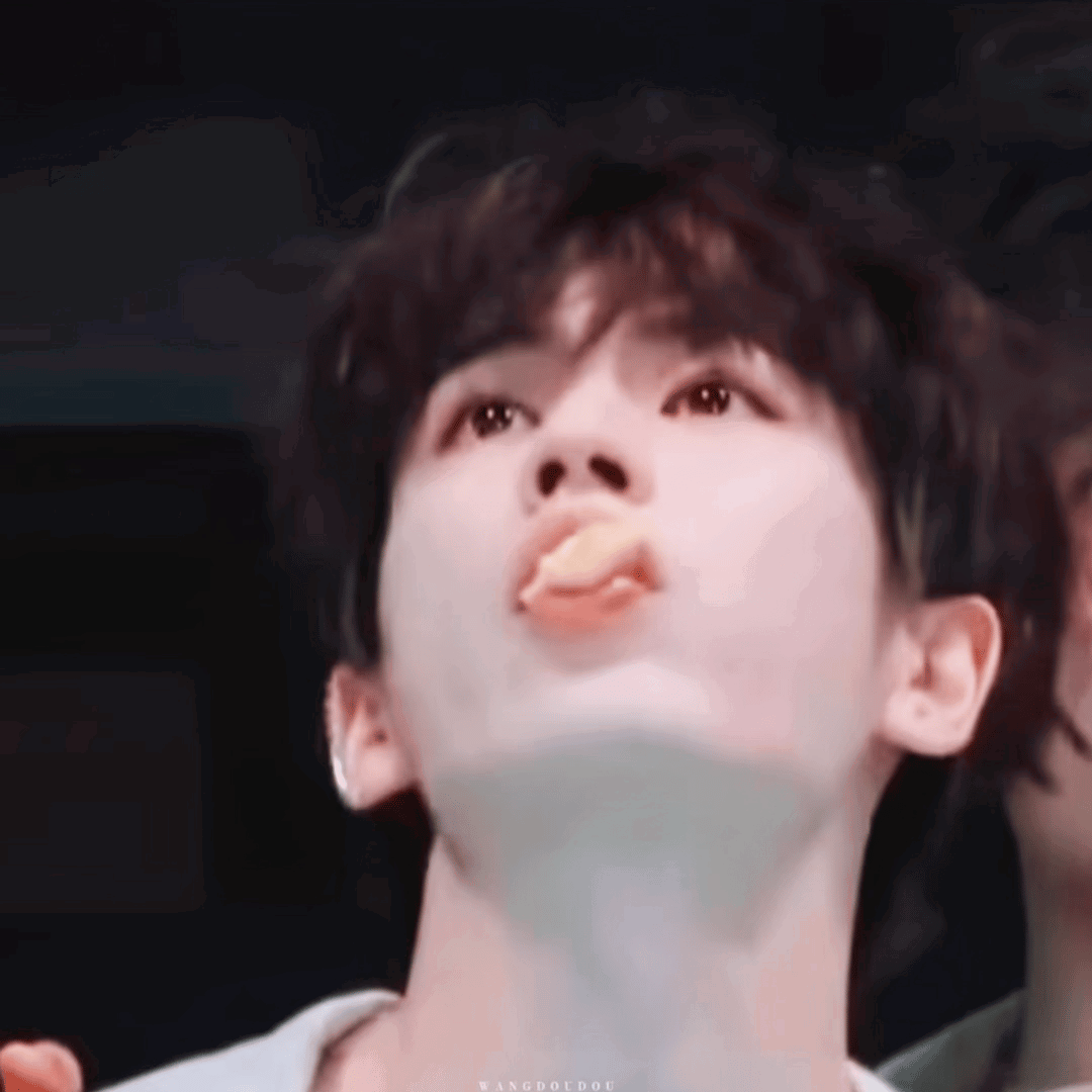 SSqGUr.gif