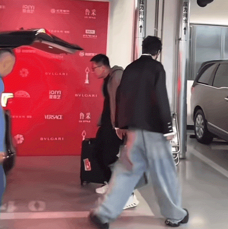 SbCUlL.gif
