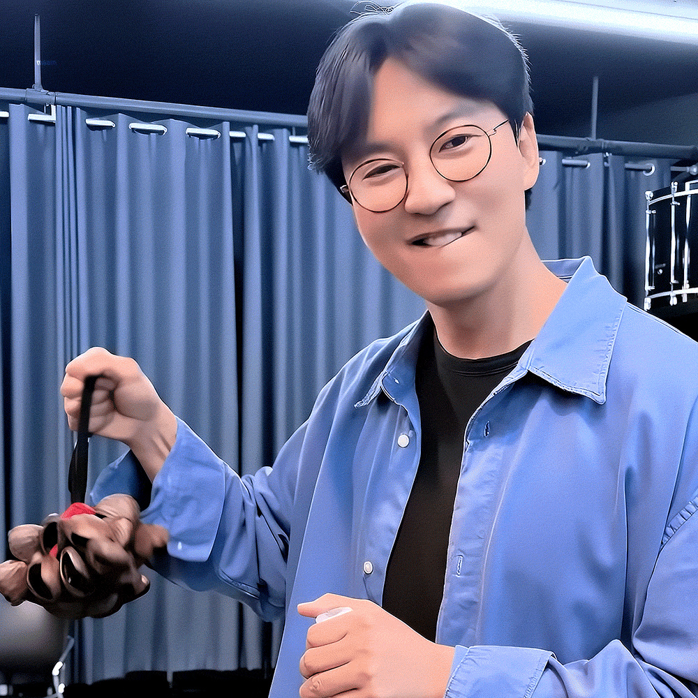 SwmBKd.gif