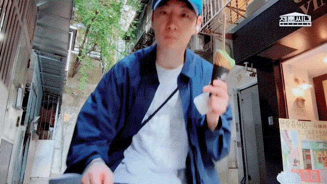 THYsCr.gif