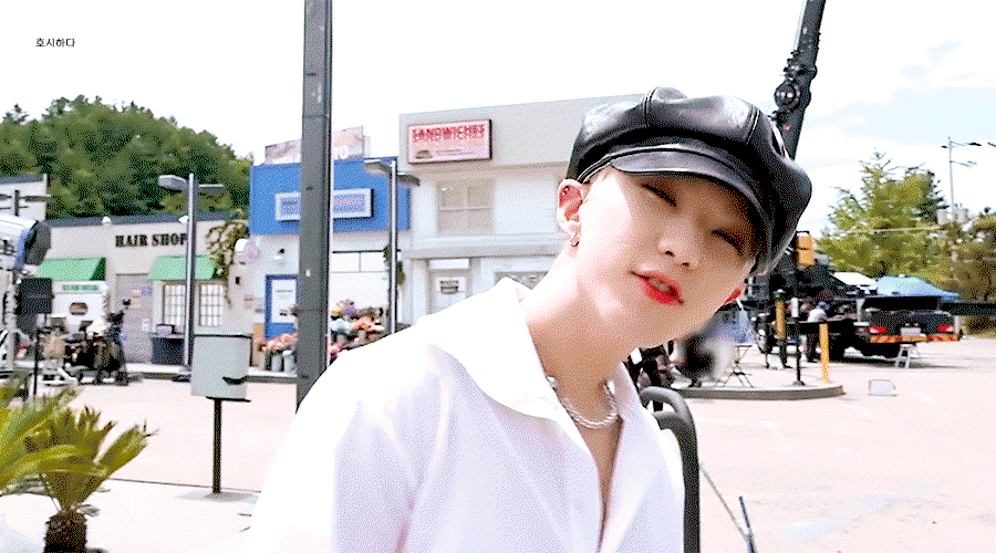 THZxat.gif