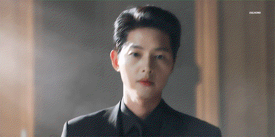 TMKbxq.gif