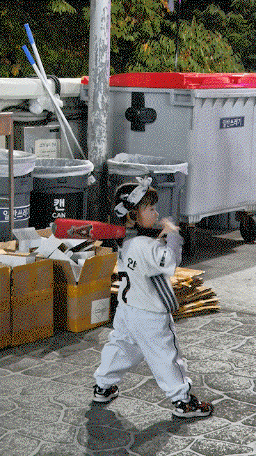 TbtYxA.gif