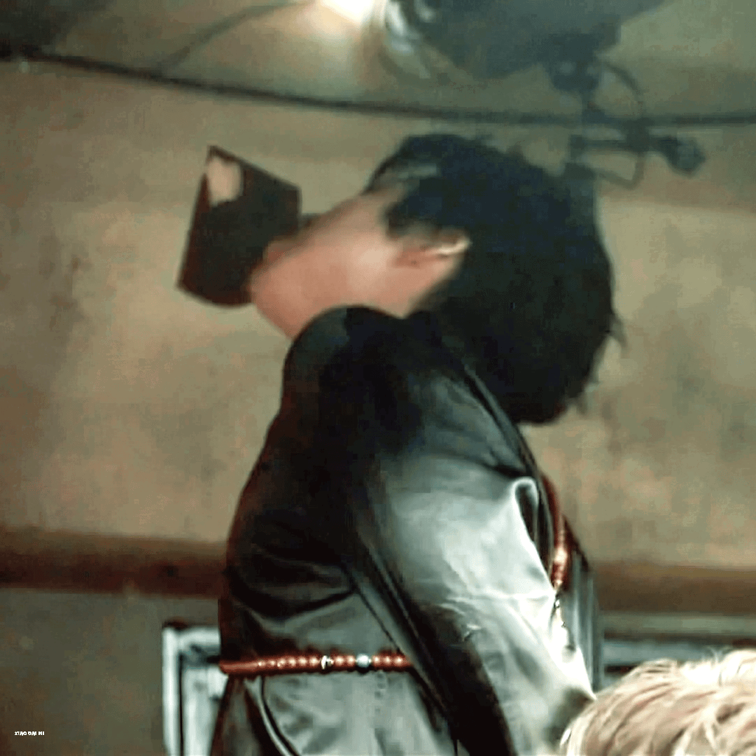 TlqcIX.gif