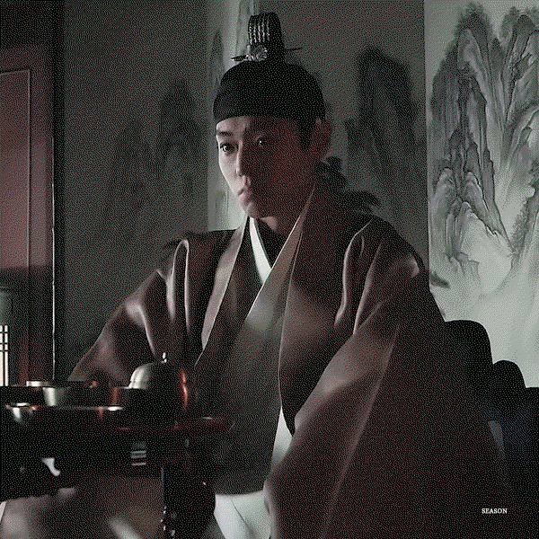 TltuUn.gif