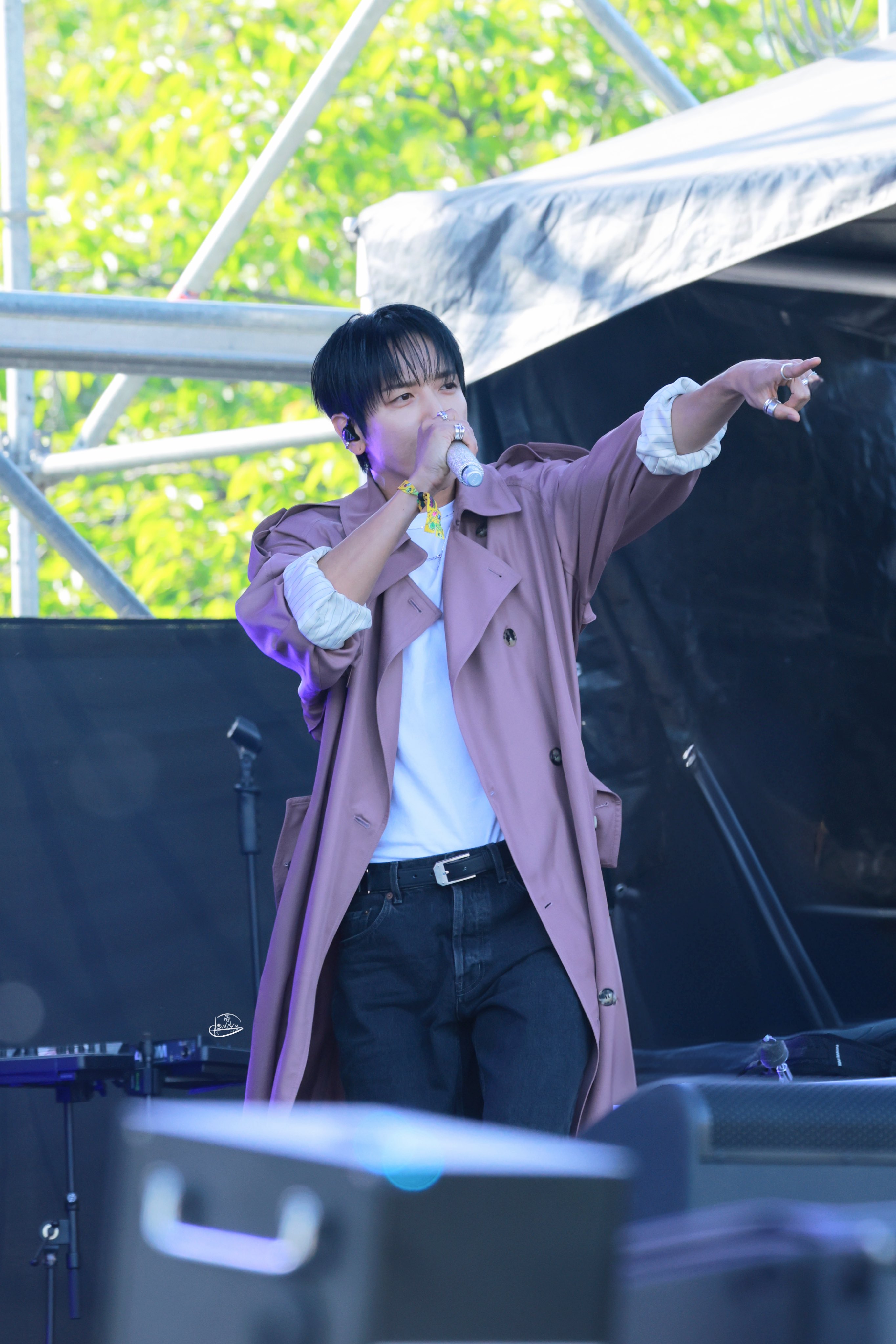 TvcrLA