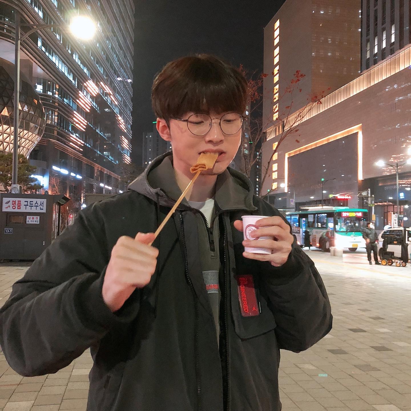 TzZsRC