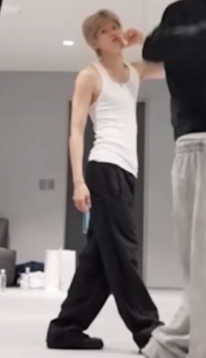 UBcxHU