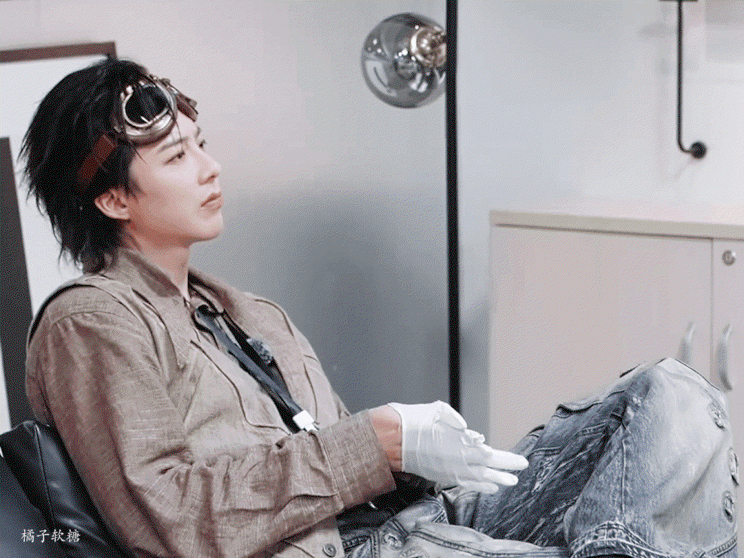 UESHqr.gif