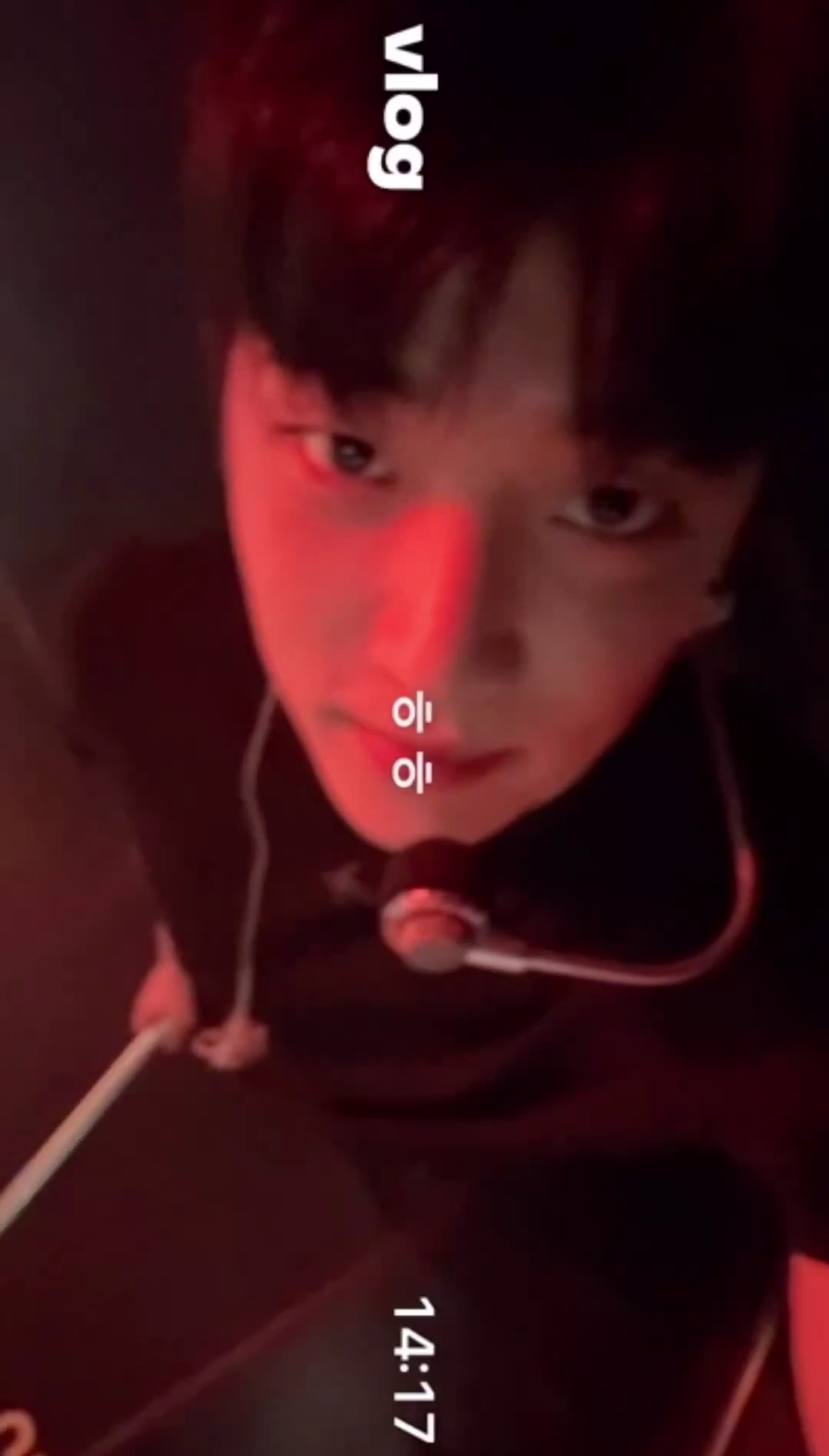 UEwJrj